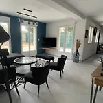 Magnifique 12 Pers - 6 Avec Salle De Bain Privative Au Calme - 30 Min Asterix - Ecrin De Charme Apartamento