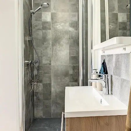 Magnifique 12 Pers - 6 Avec Salle De Bain Privative Au Calme - 30 Min Asterix - Ecrin De Charme Appartement *
